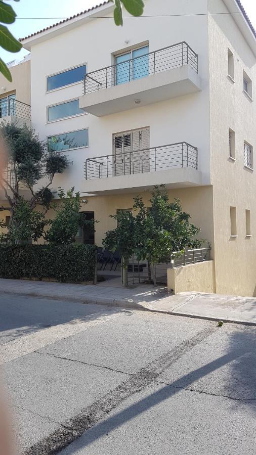 Kerynia Apartments 파포스 외부 사진